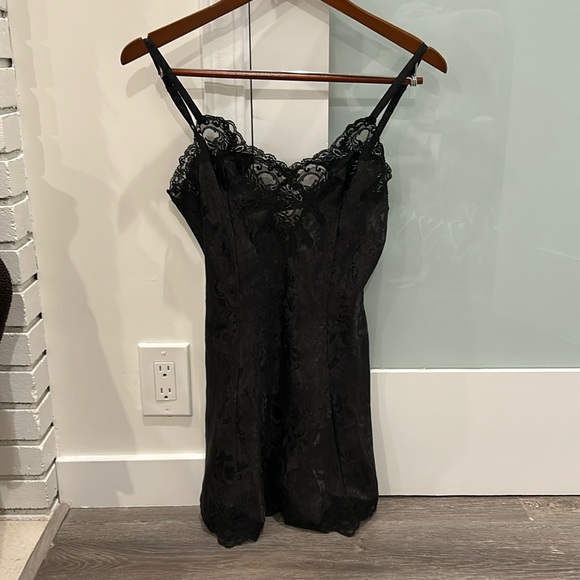 Vintage black lace dress - Picture 1 of 3